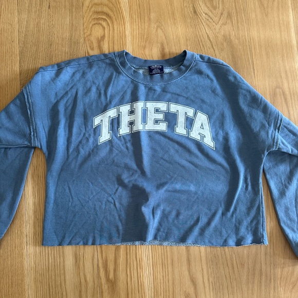 Kappa Alpha Theta Cropped Crewneck - Picture 2 of 8
